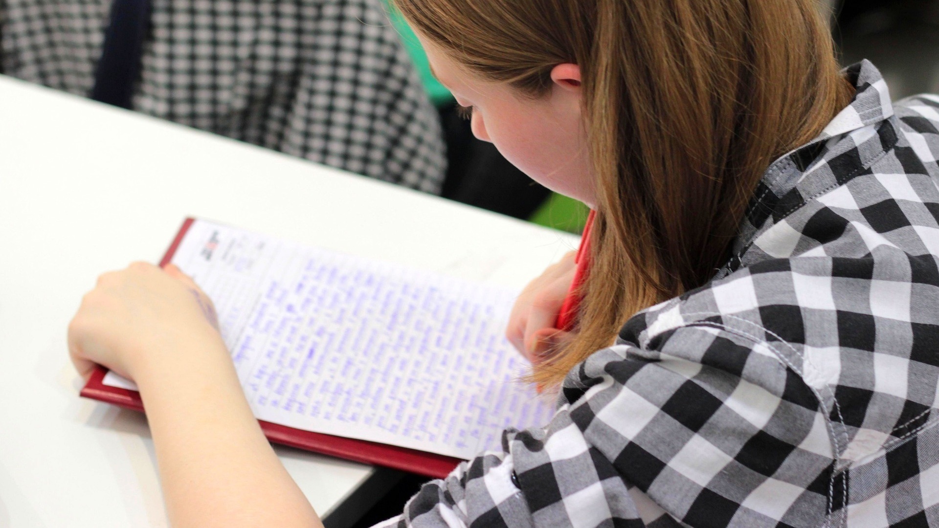 丁寧な文章を書く