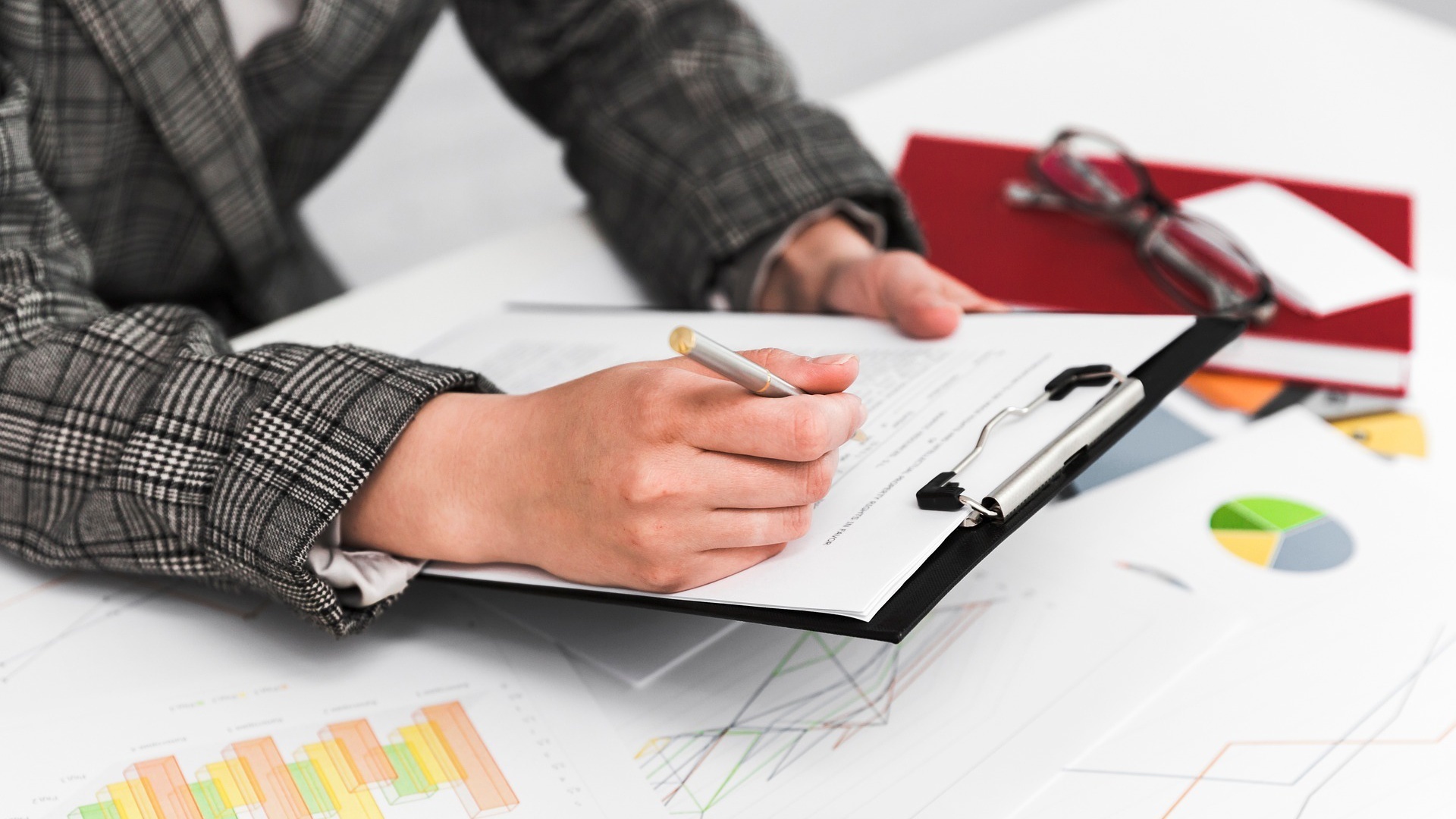 自己分析で差をつける！フリーランスのためのクロスSWOT分析