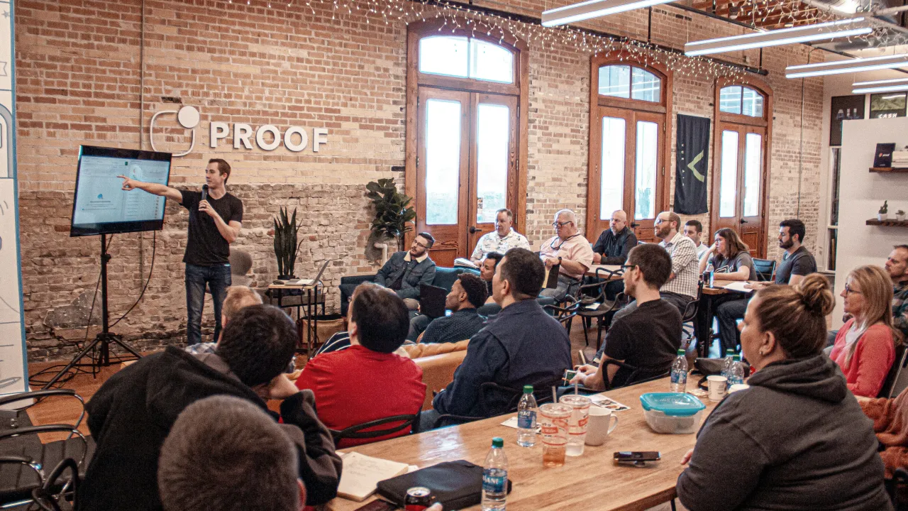 プレゼンテーションの様子